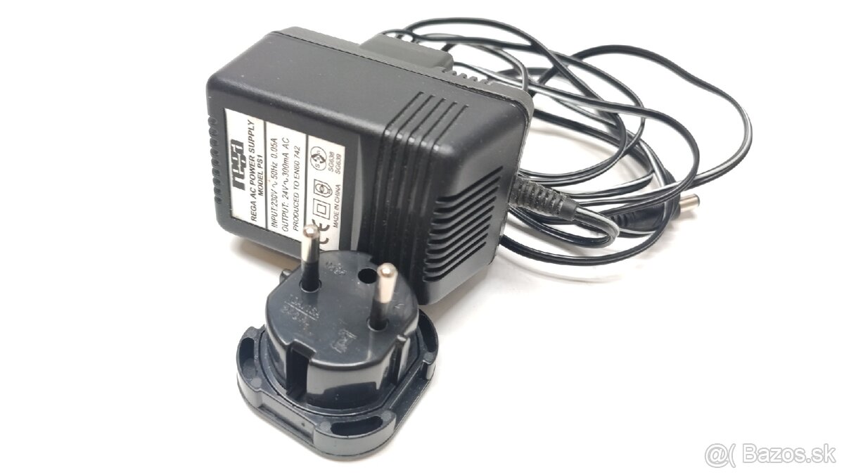 Predám MC predzosilňovač REGA Fono - 5