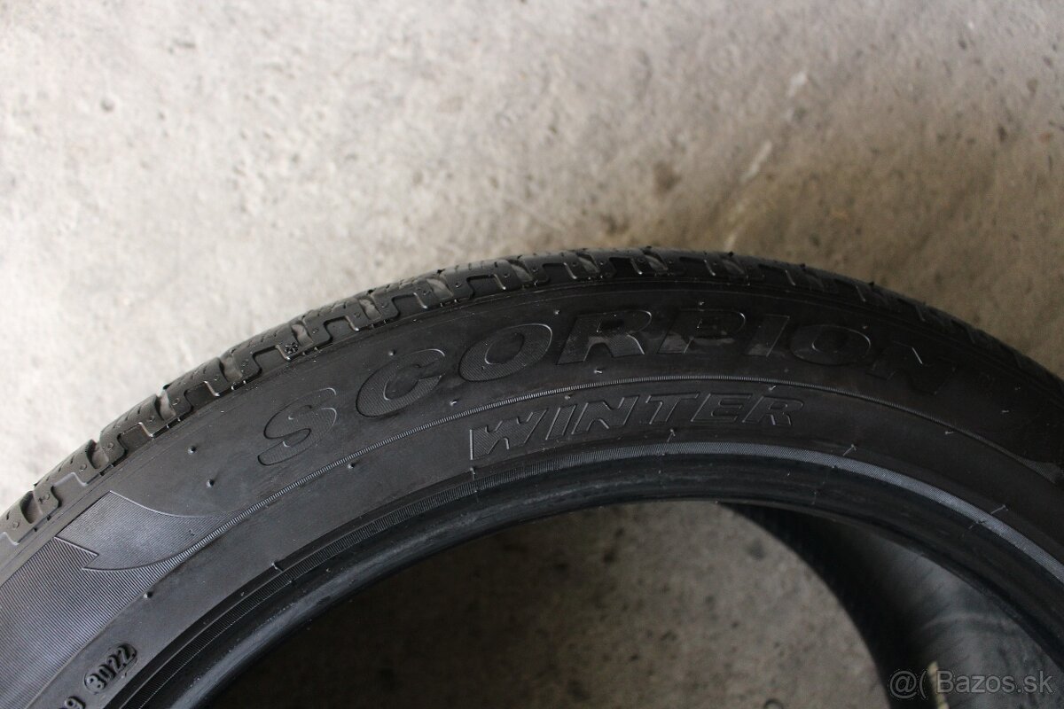 PIRELLI..5-6MM..ZIMNA..SADA..285/40 r21..SUV - 5