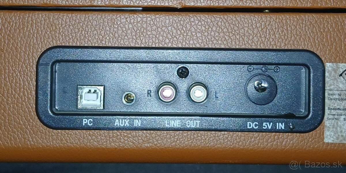 Gramofón v kufríku funguje aj na Powerbanku - 5