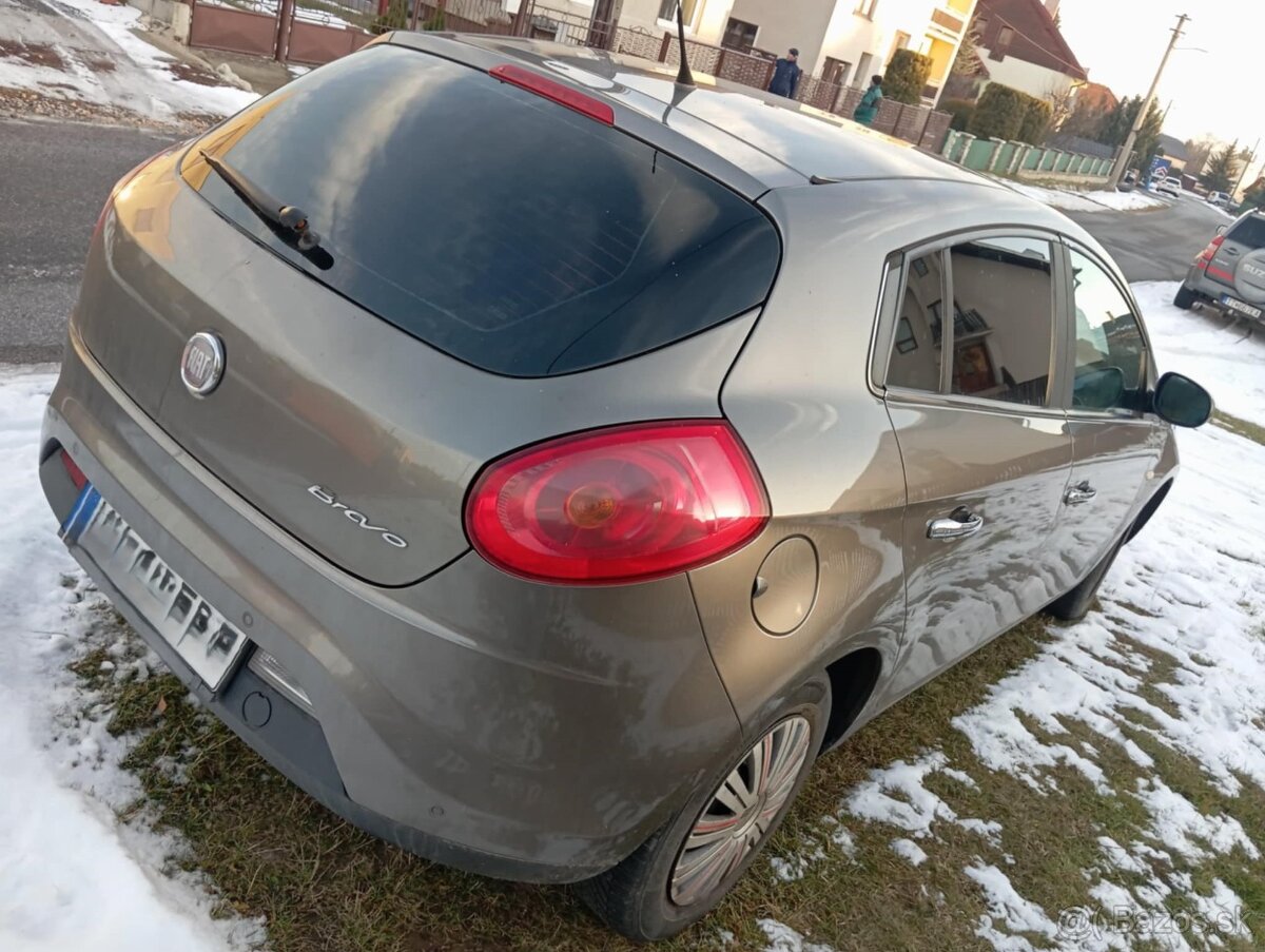 Predám FIAT BRAVO - 5