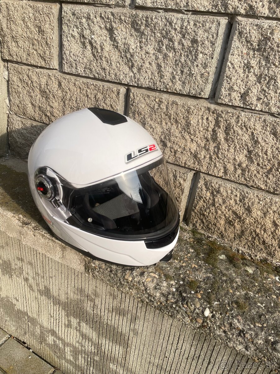 Prilba na motorku LS2 - 5