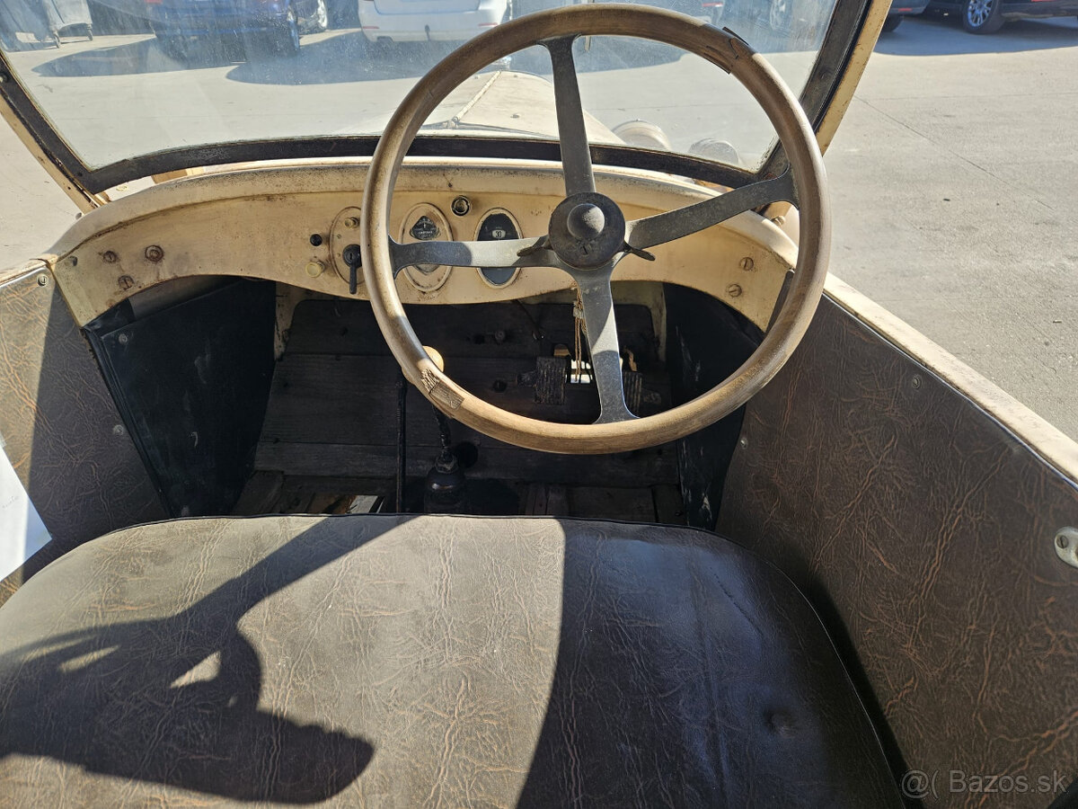 Overland Whippet STX 1930