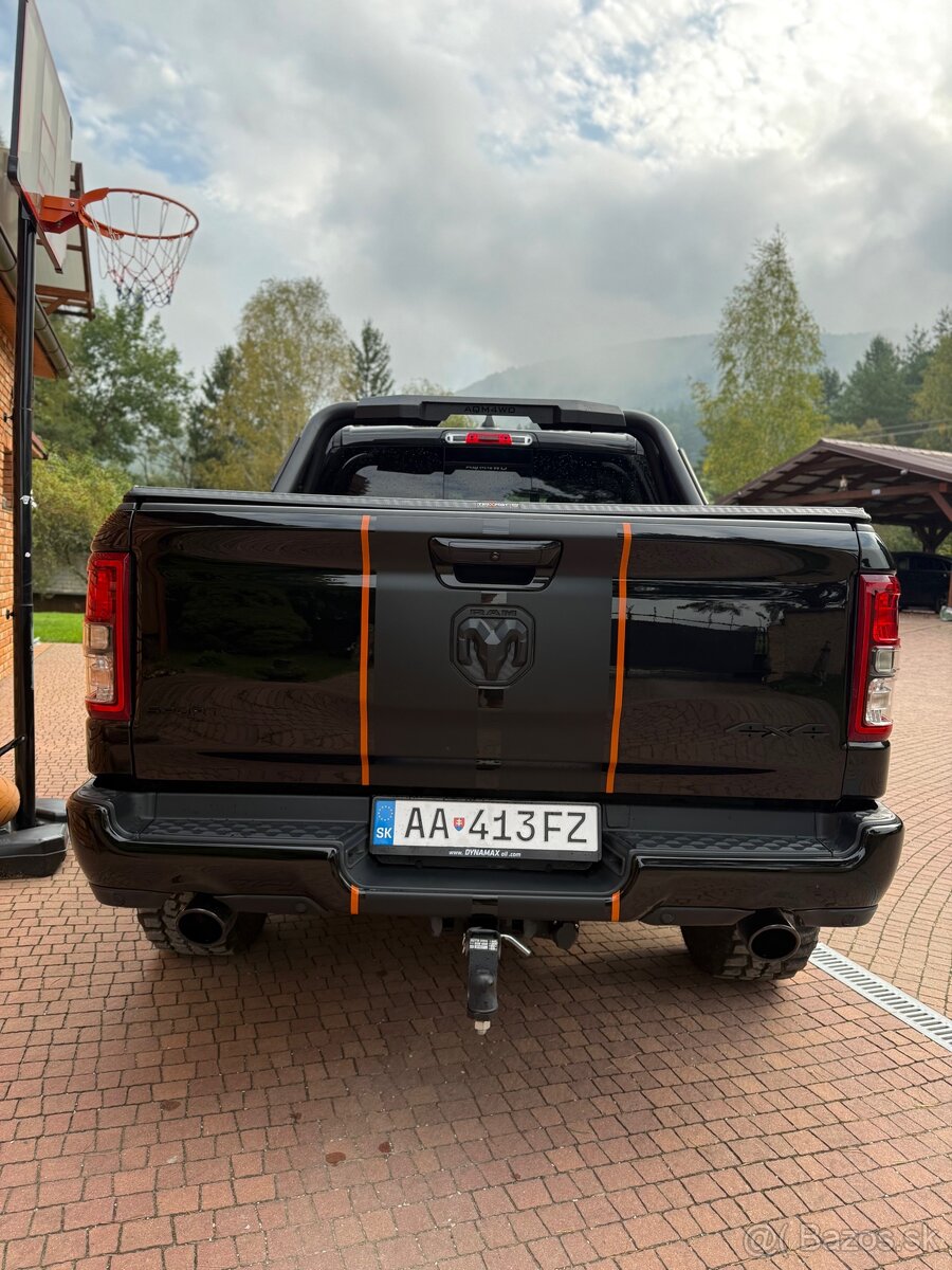 Dodge RAM 1500 Bighorn sport 2021