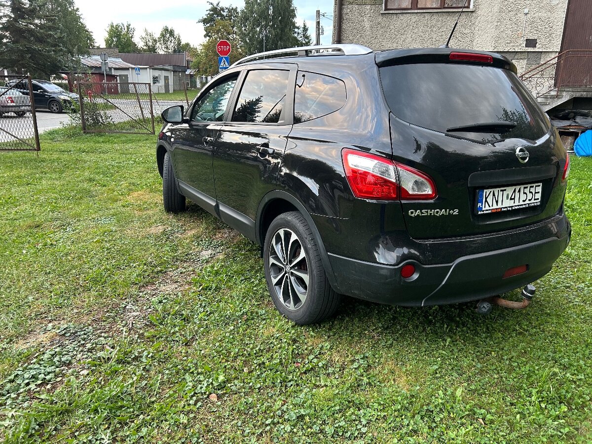 Nissan Qashqai 2.0 benzín 4x4 7 miest - 5