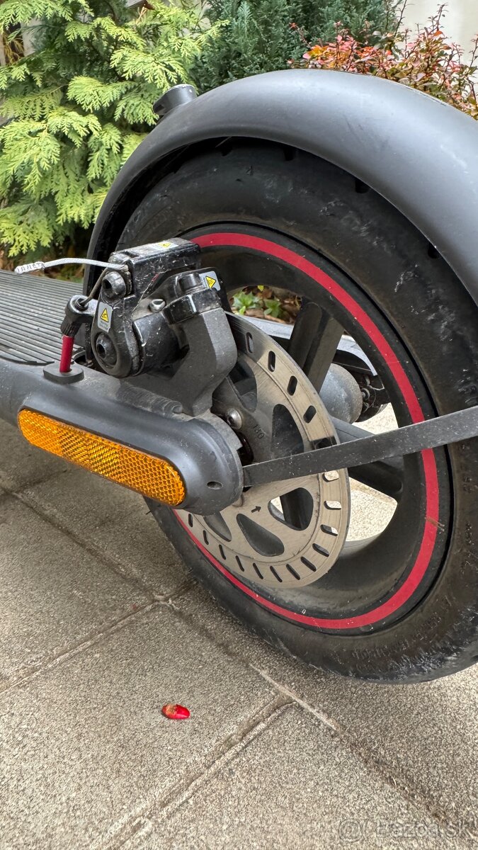 Elektrická kolobežka Xiaomi Electric Scooter 4 Pro EU 35802 - 5