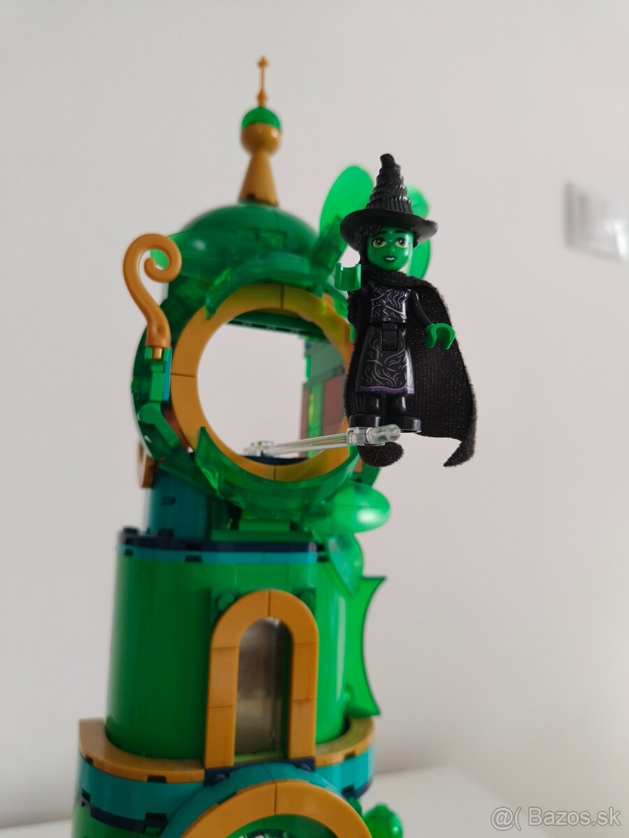 Lego Wicked Emerald City - 5