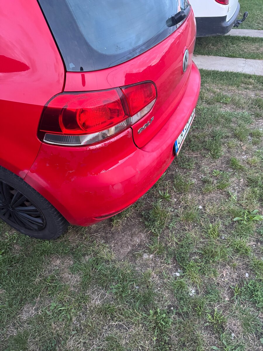 VW Golf 6 hatchback náraznik predný zadný - 5