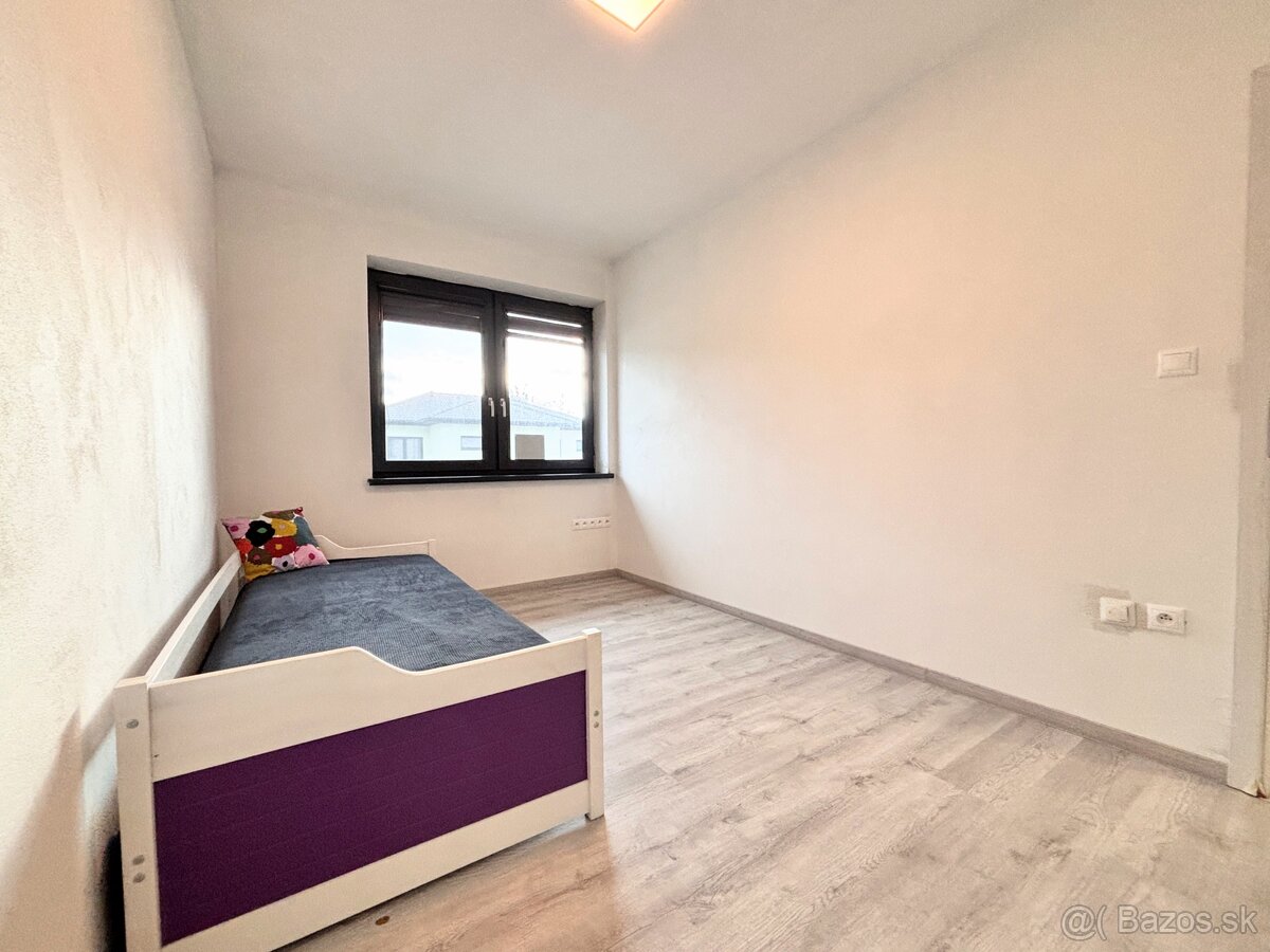 TREEF ponúka na prenájom 4-izbový rodinný dom - 5