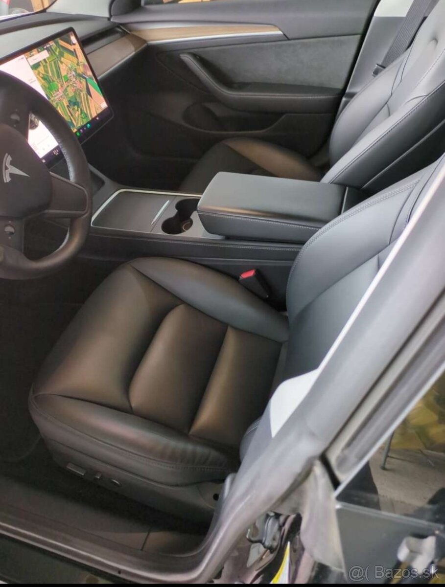 Tesla model 3 SR + Refresch ,9/2021, 71000 km - 5