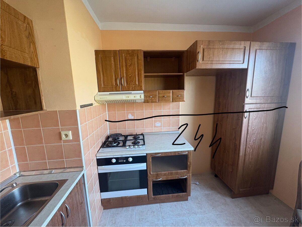 Predám kuchynskú linku - 5