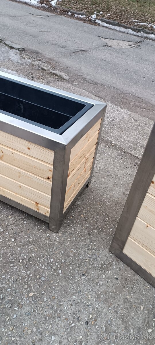 Kvetináč a záhon - 5