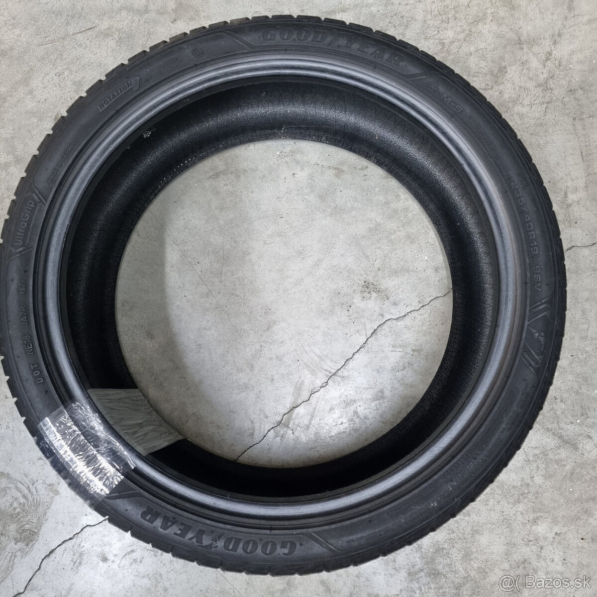 Zimné pneumatiky 235/40 R19 GOODYEAR - 5
