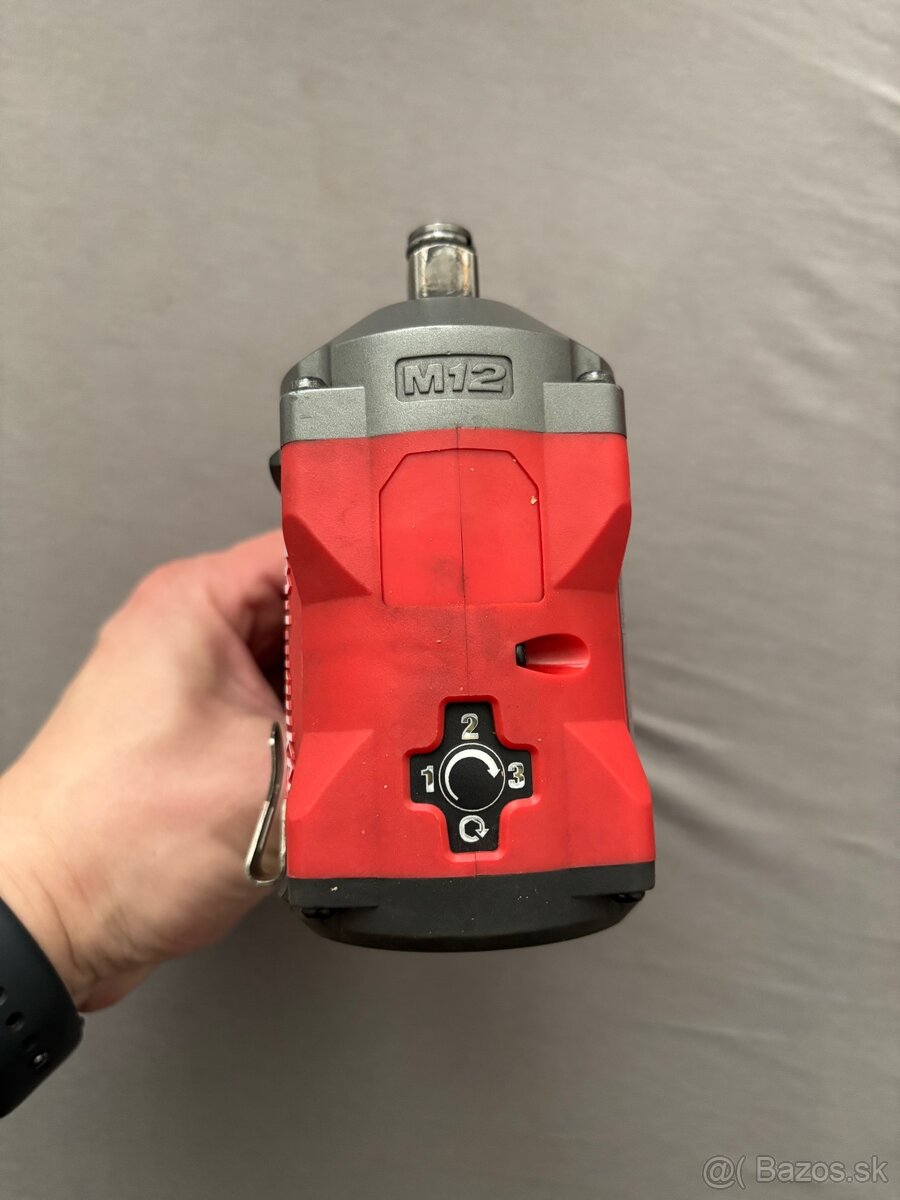 Milwaukee M12 FIWF12 Rázový uťahovák - 5