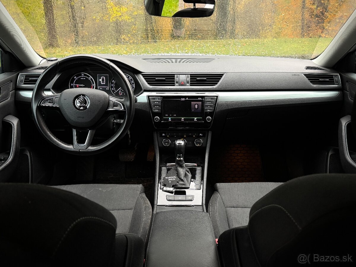 ŠKODA SUPERB COMBI 2.0TDi AUTOMAT - 5