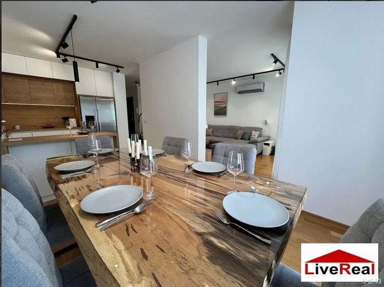 Makarska 3i, centrum, terasa 77m2, súkromný bazén, parking - 5