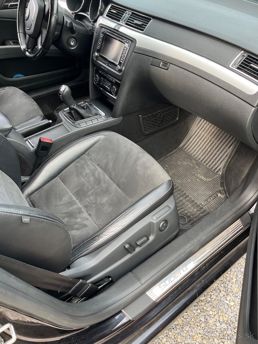 Škoda Superb 2.0 TDi 103 Kw - 5