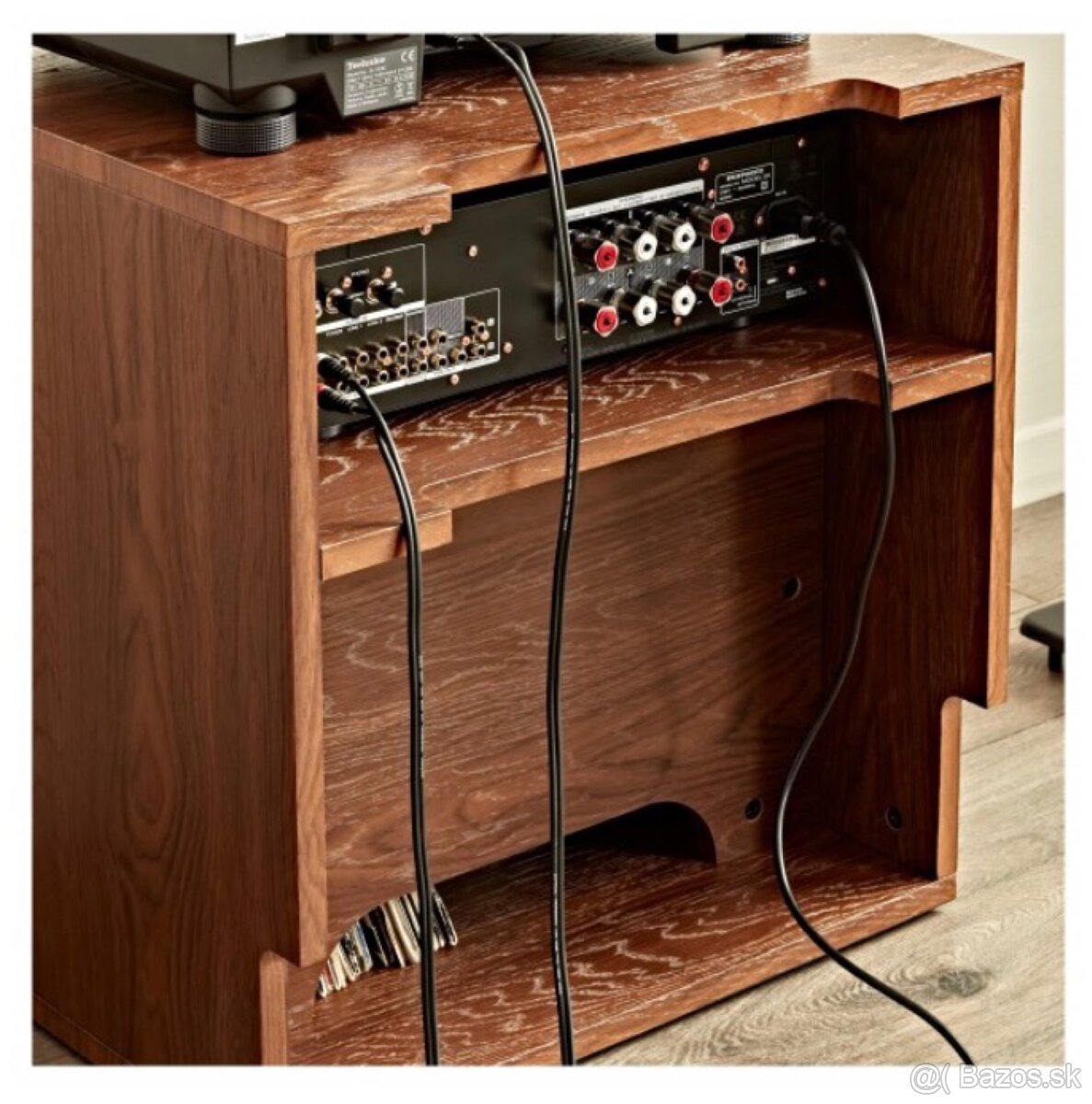 AVCOM Hi-Fi skrinka - 5