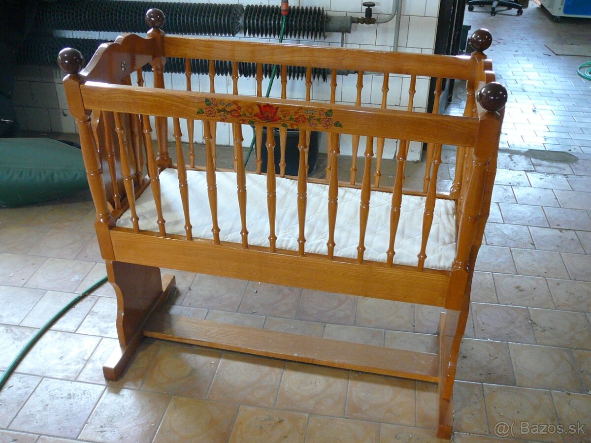 Predám zánovnú detskú kolísku. - 5