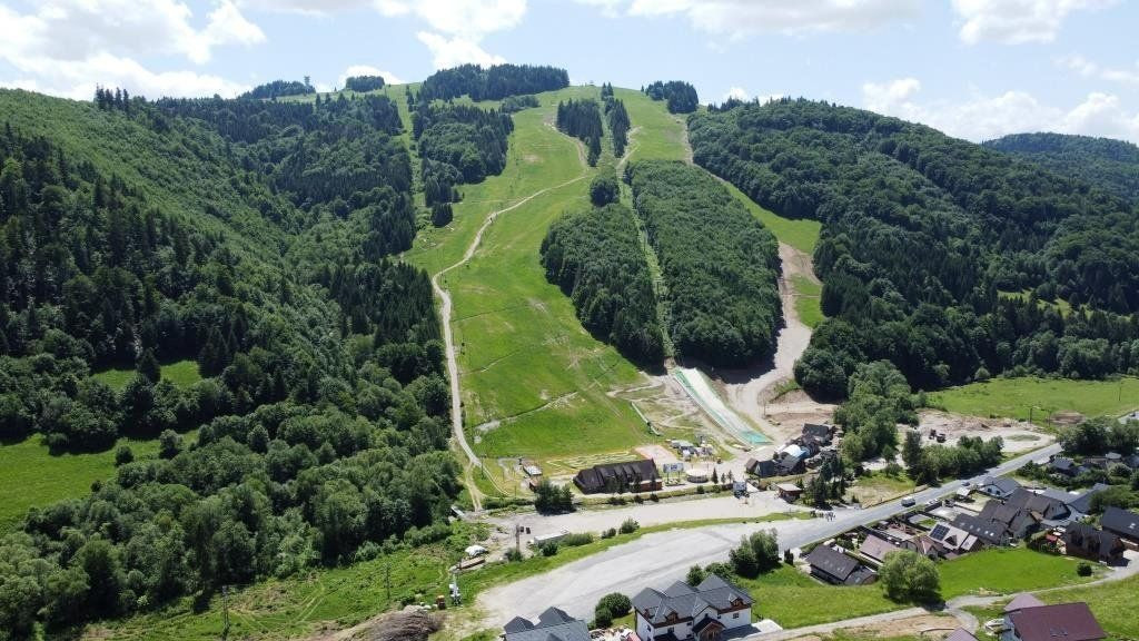 STAVEBNÝ POZEMOK SO STAVEBNÝM POVOLENÍM 555 M2 + Video - 5