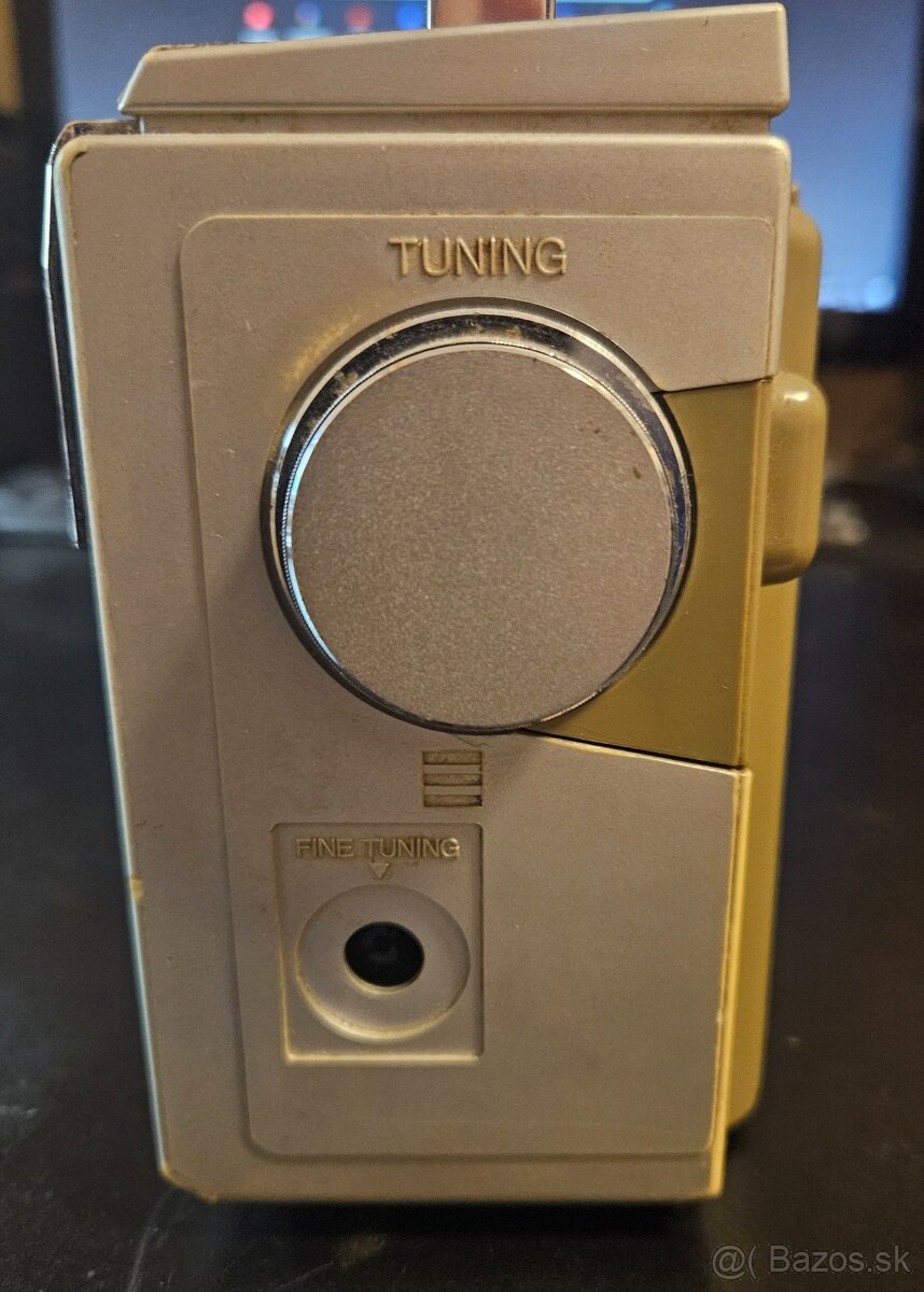 Predám rádio magnetofón Toshiba - 5