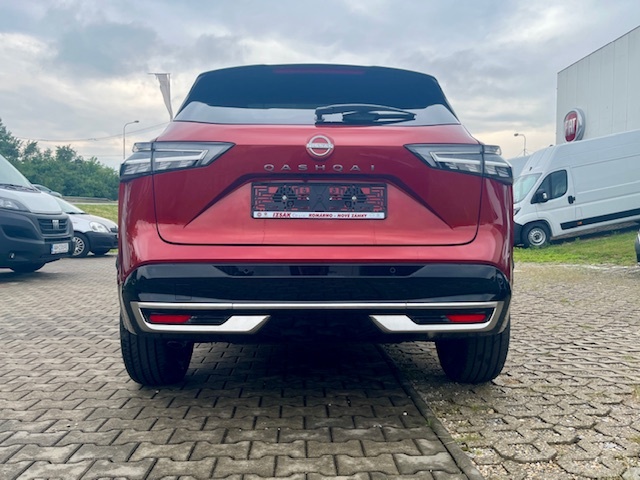 Nový Nissan Qashqai 1.3 DIG-T MHEV X-Tronic TeknaPlus - 5
