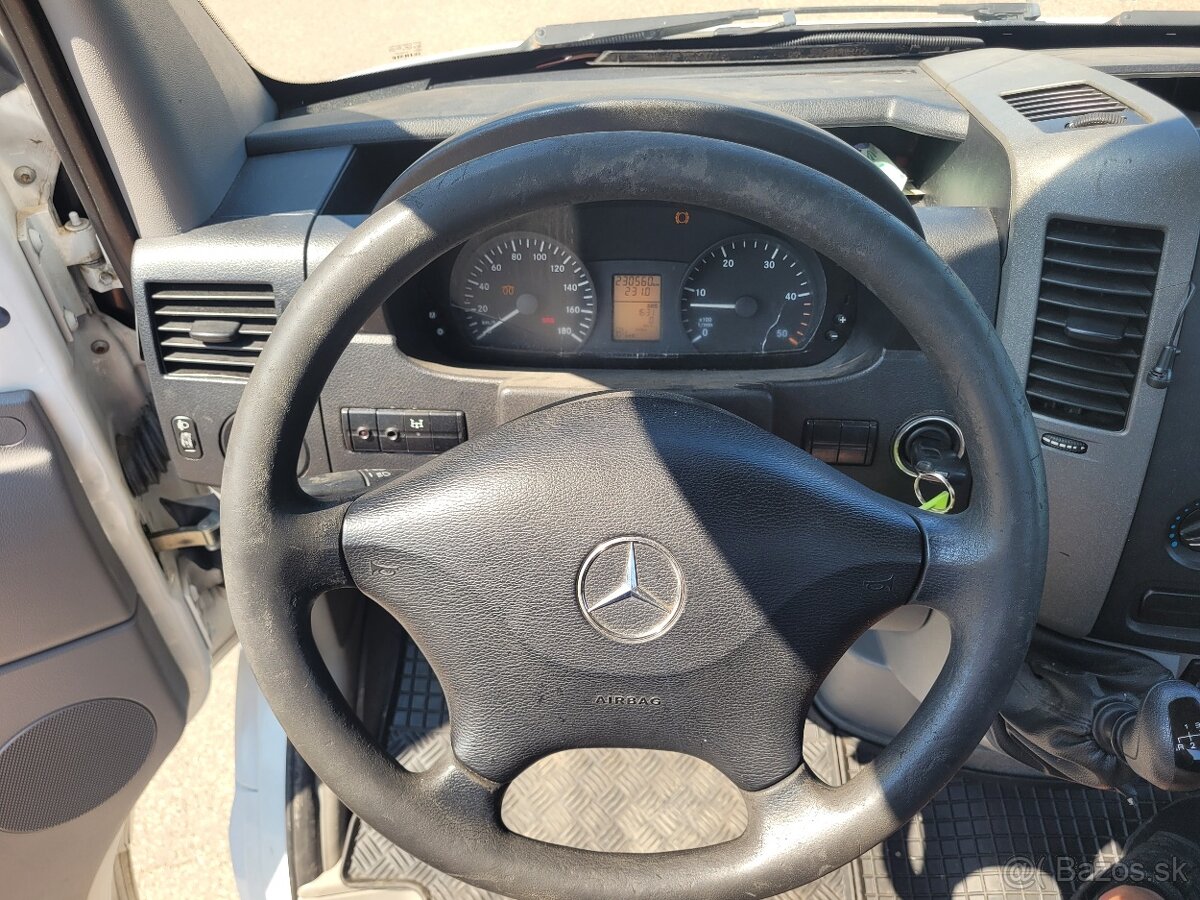 Mercedes Sprinter 3.0 V6 miniťahač + náves - 5