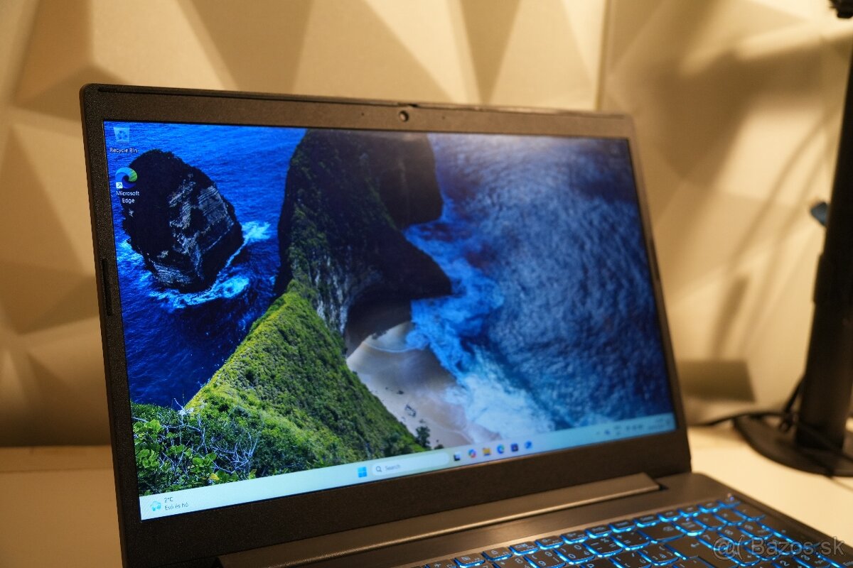 Lenovo IdeaPad gaming notebook - 5