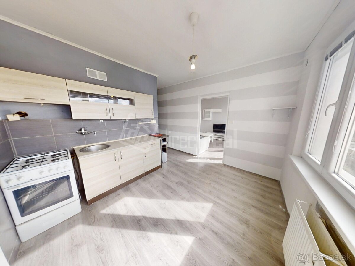 Dvojizbák na Rúbanisku II oproti radovej výstavbe, či… - 5