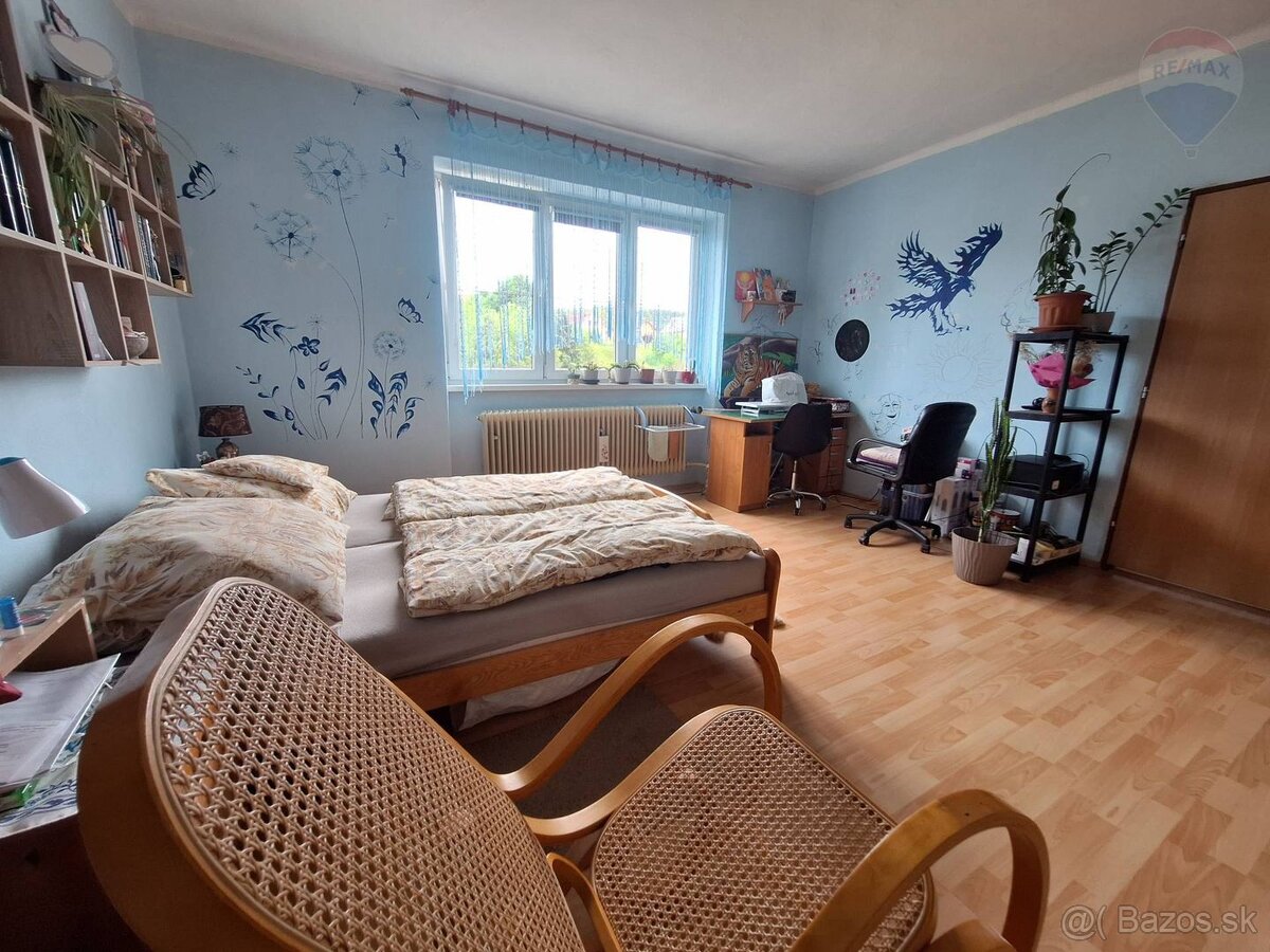 - - - VÝRAZNE ZNÍŽENÁ CENA - - - Rodinný dom s dielňou v Dol - 5