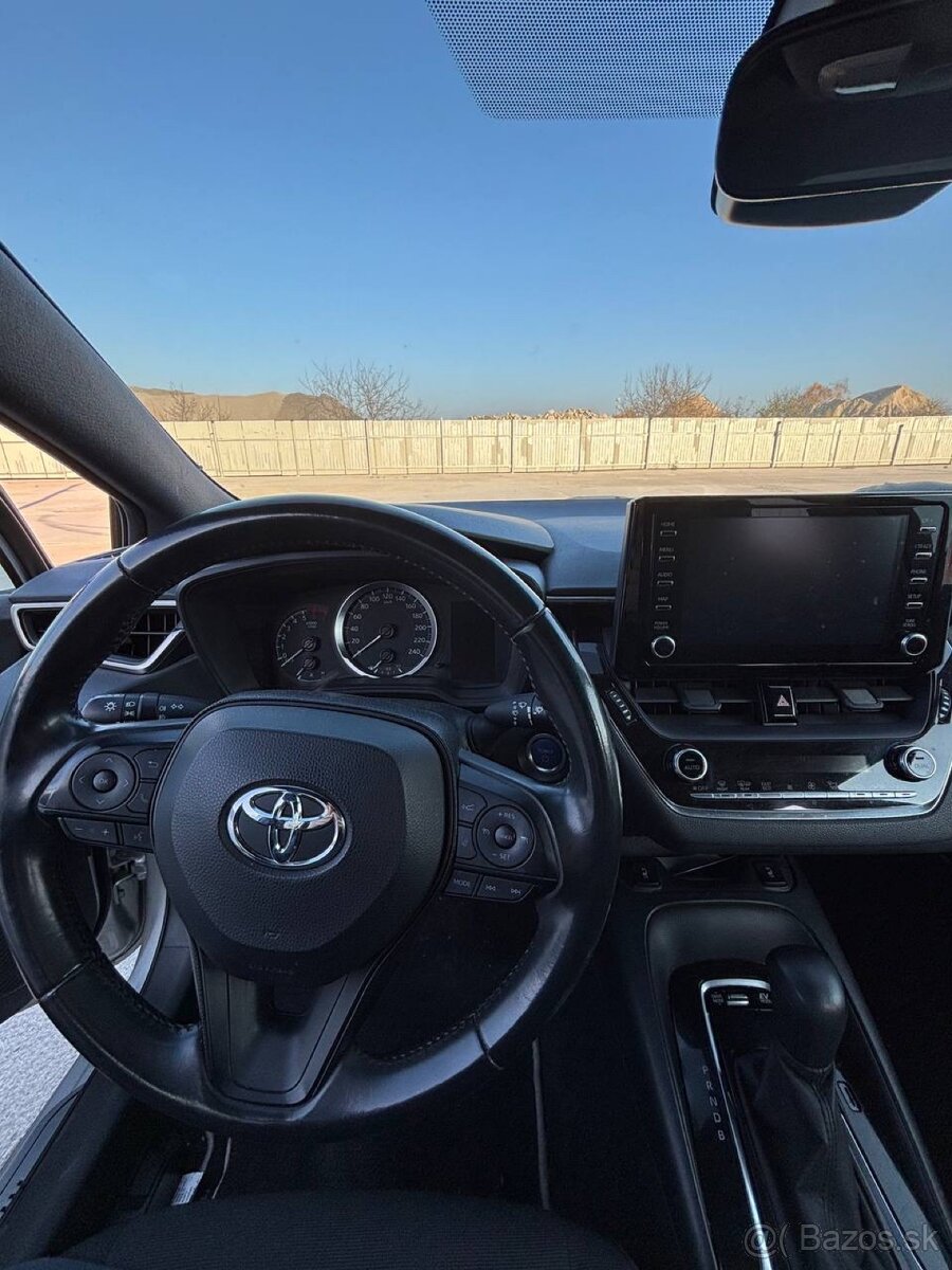 Toyota Corolla – 2019, 1.8 Hybrid, 68 000 km - 5