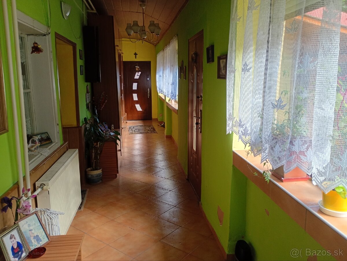 Rodinný dom v Hronskom Beňadiku. - 5