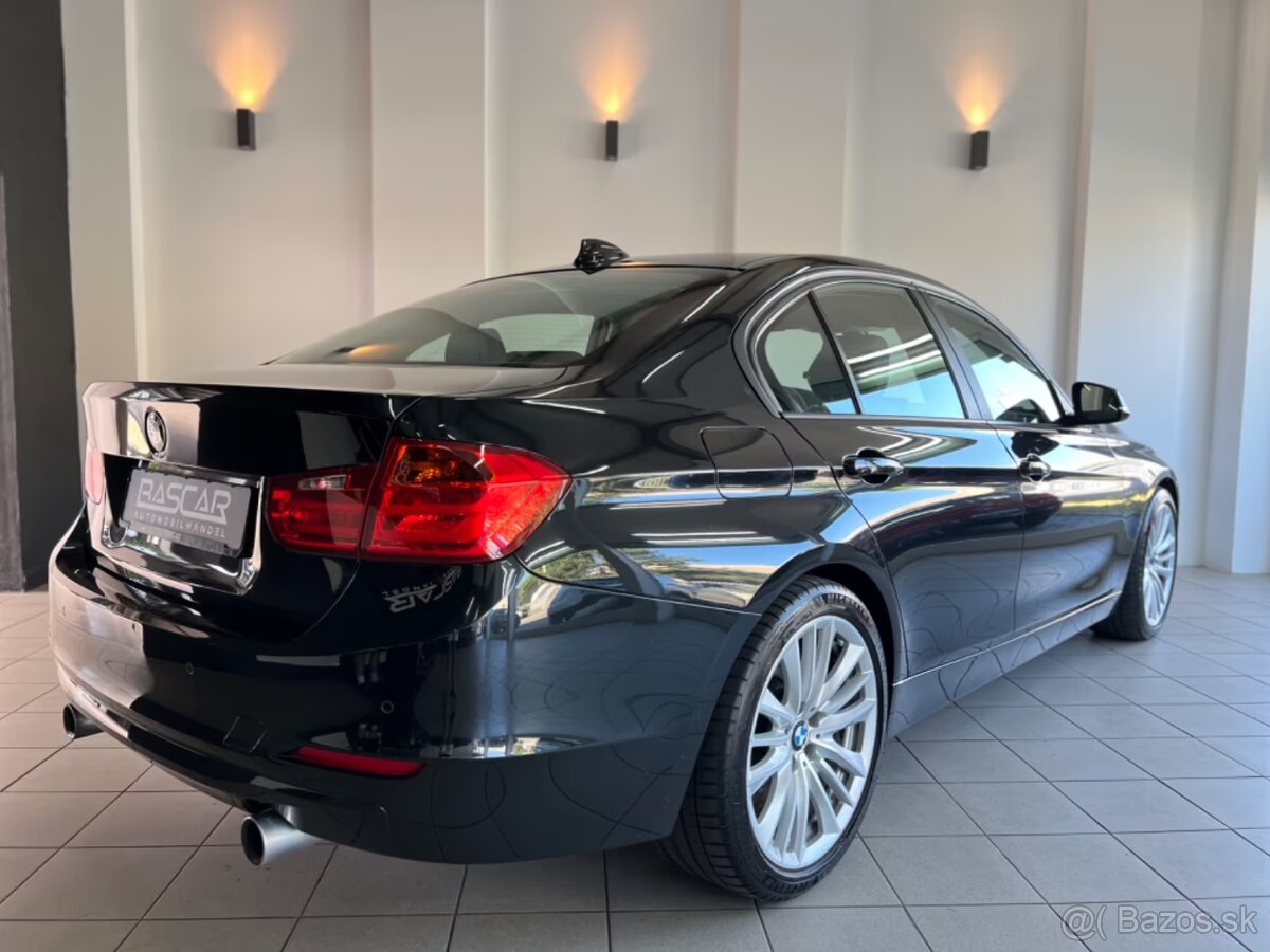 BMW 335i, 225 kW, manuál, r.v. 2013 – top stav - 5