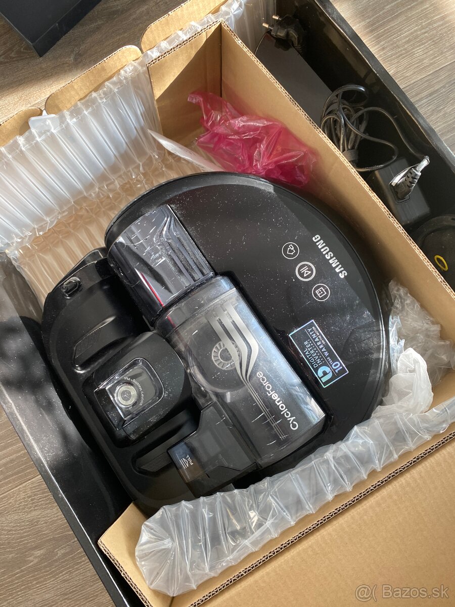 Robotický vysávač Samsung PowerBot – plne funkčný - 5