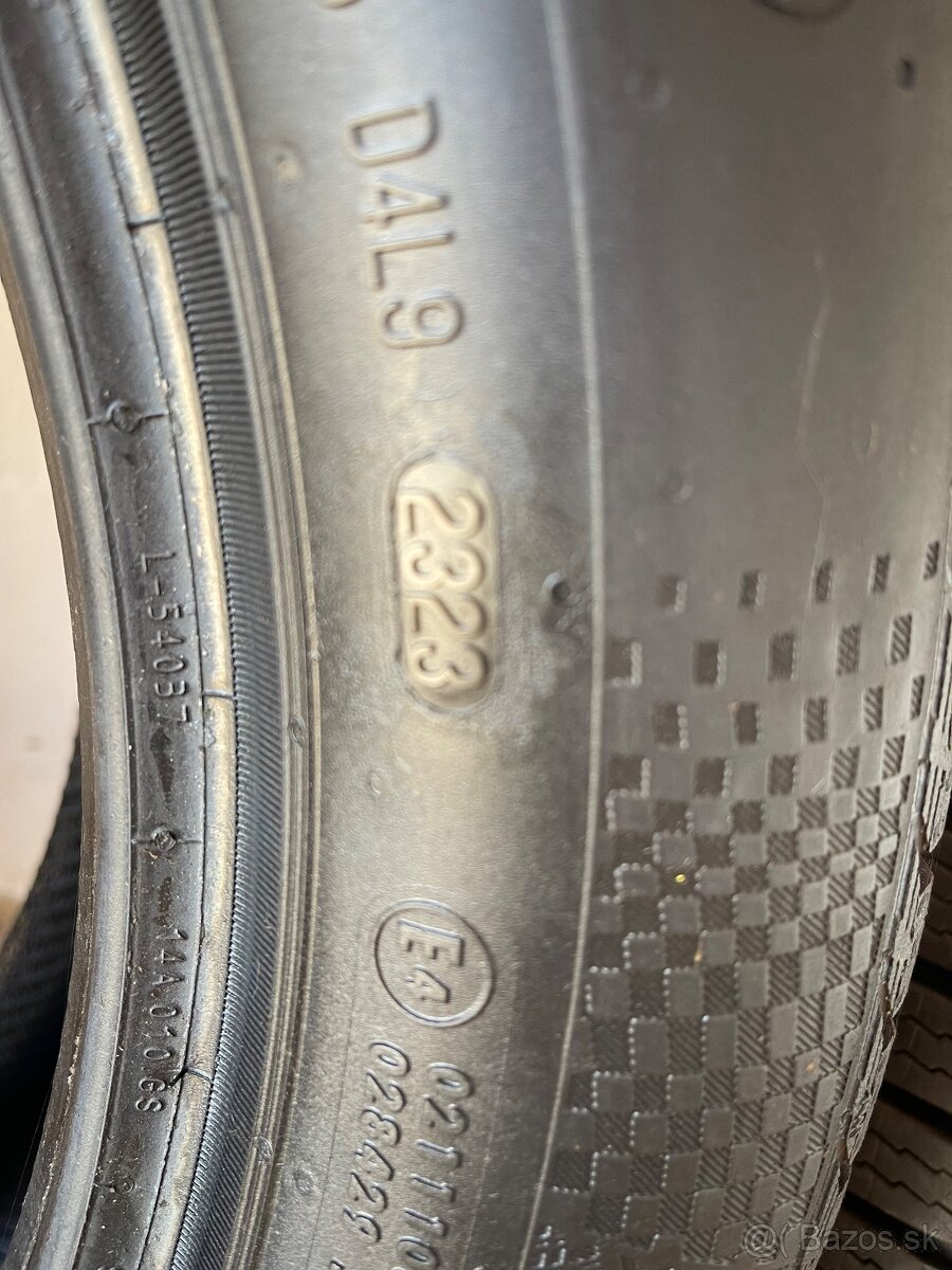 Predám zimné pneu. 245/50 R19 105V Continental - 5