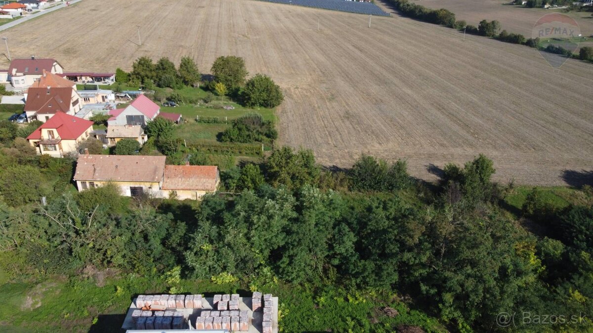 Pozemok 2971 m2 so starým domom, Veľký Lapáš - 5