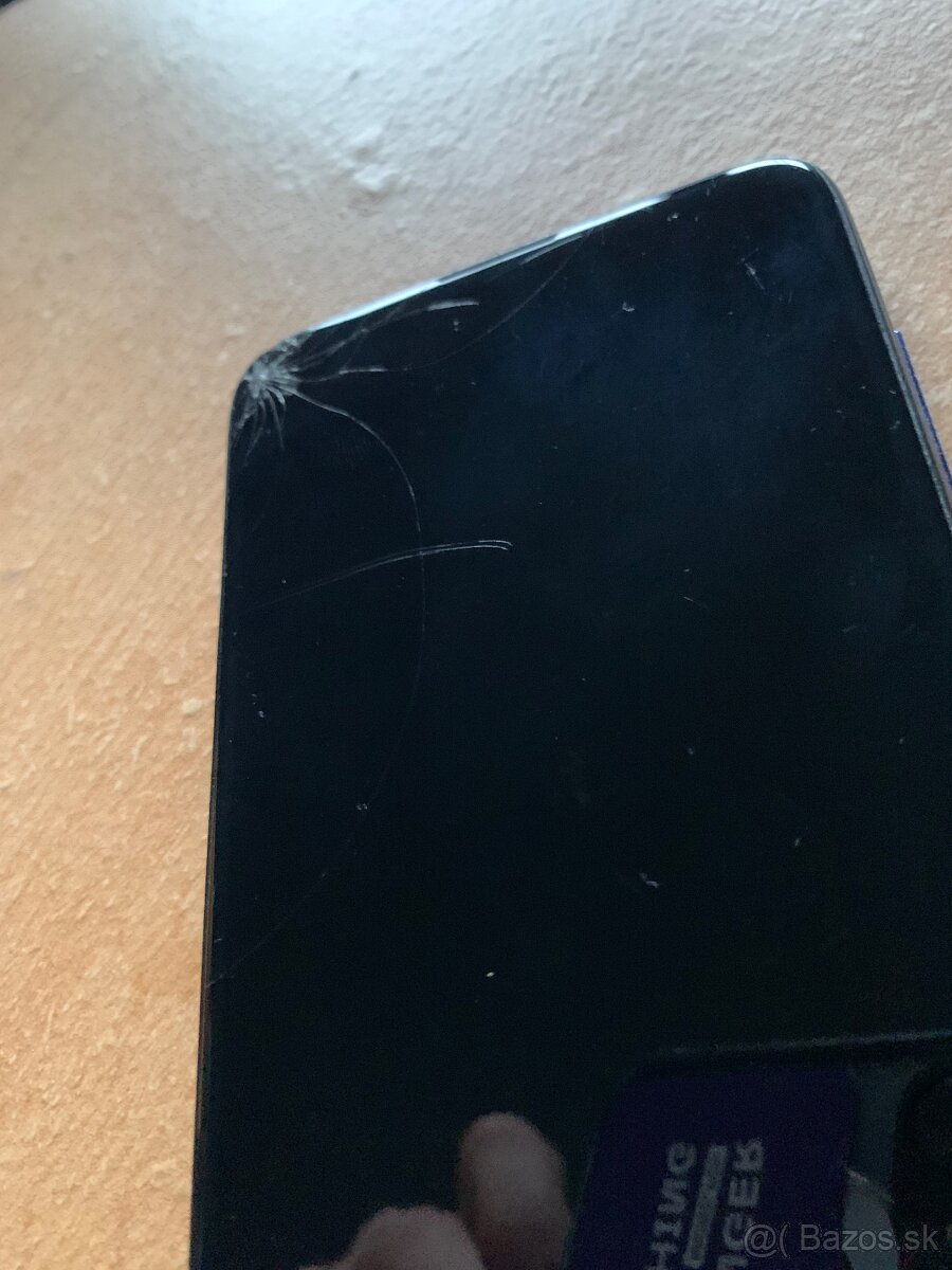 Pridám motorola G8 - 5