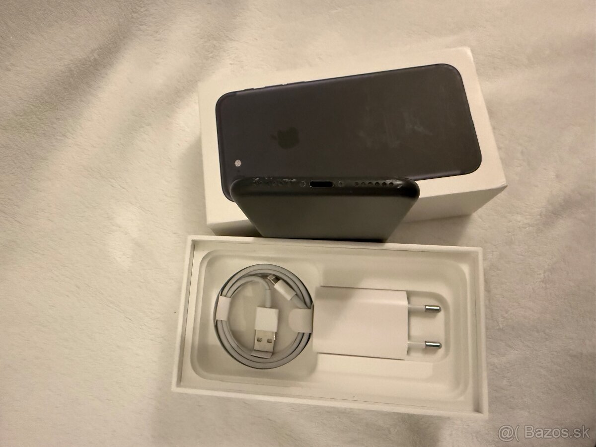 Apple iPhone 7 128 GB - 5