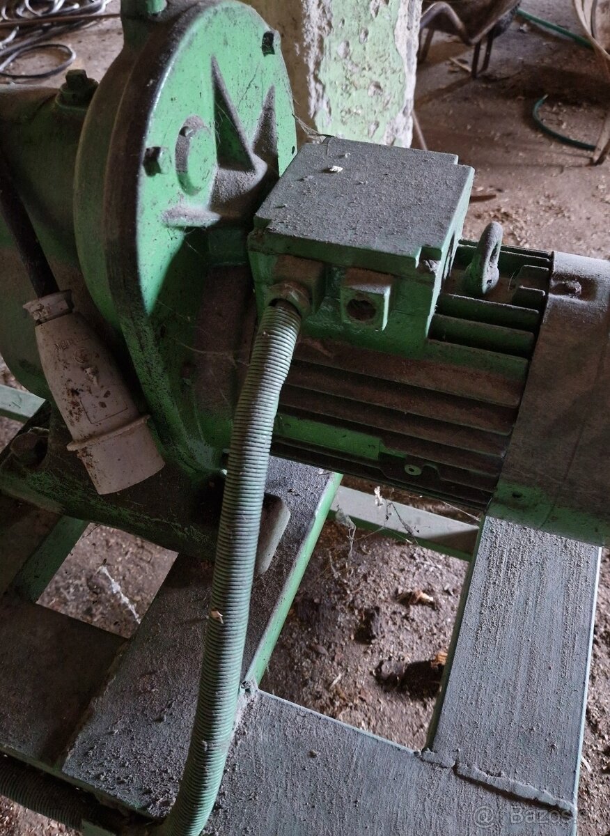 Predám štiepačku na drevo - 5