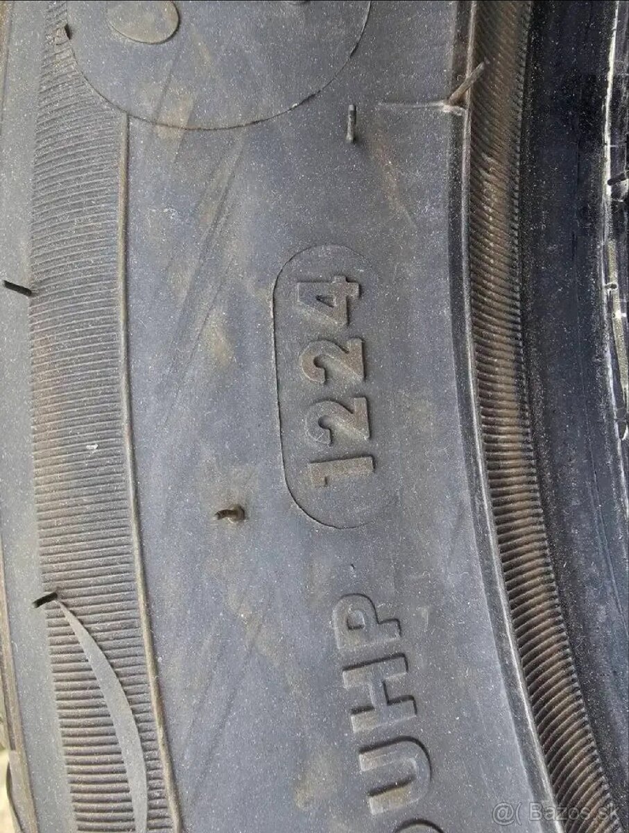 Pneumatiky 215/55 - 5