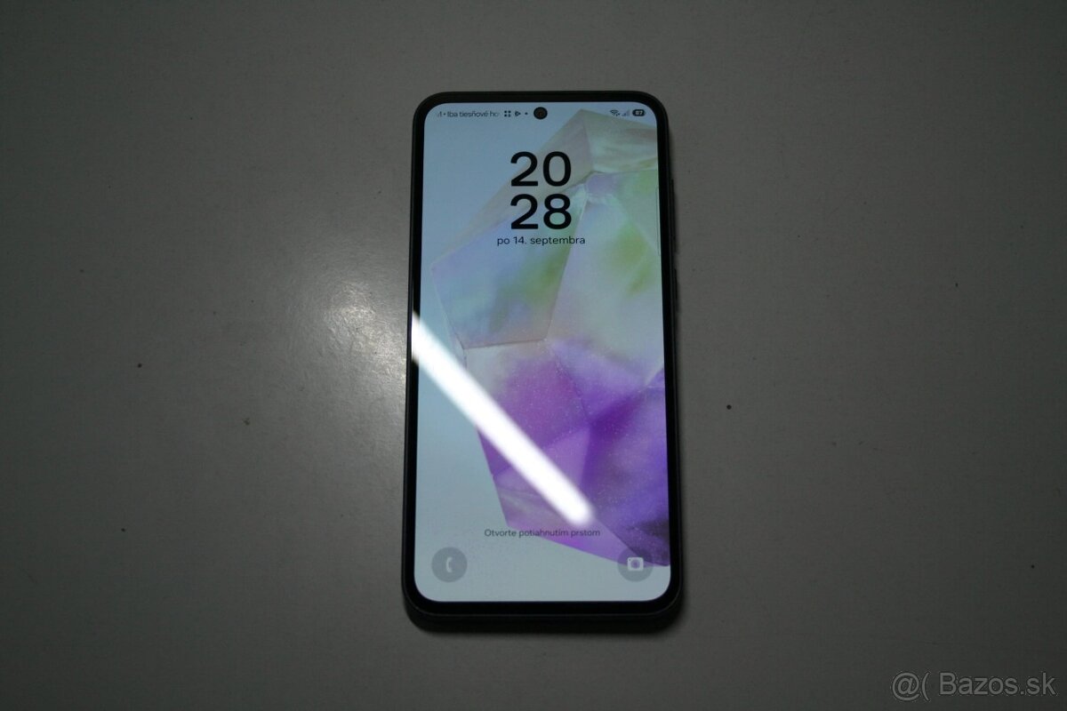 Predám mobil Samsung Galazy A 35 - 5