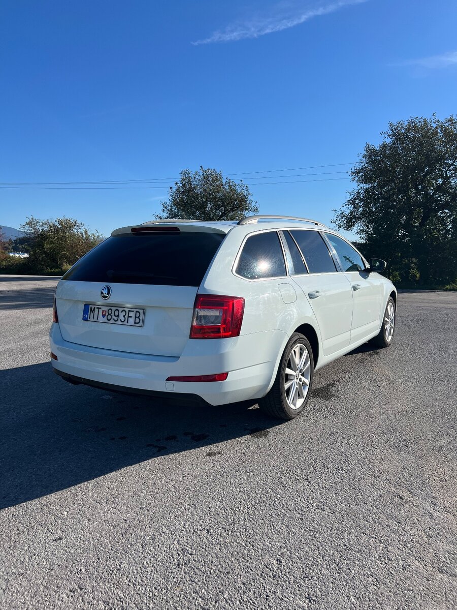 Škoda Octavia 3 1.6 TDI DSG - 5