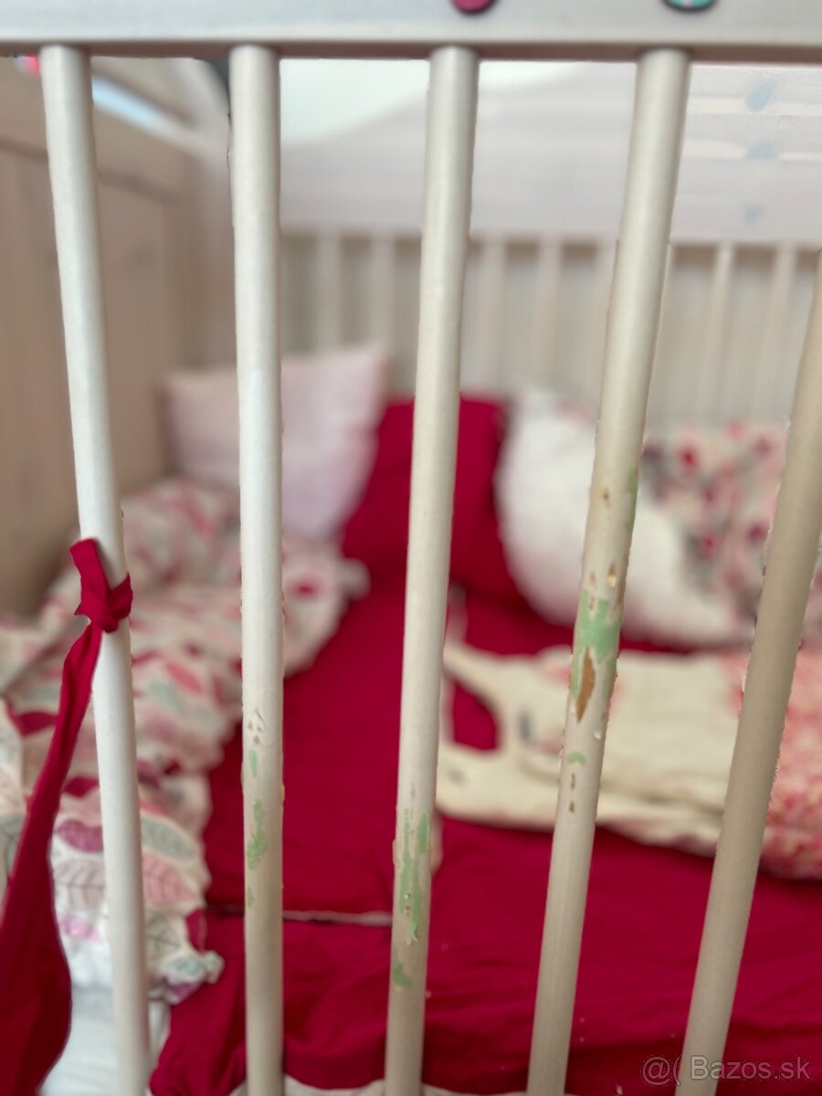 Postieľka s prebalovacim pultom z masivu - 5