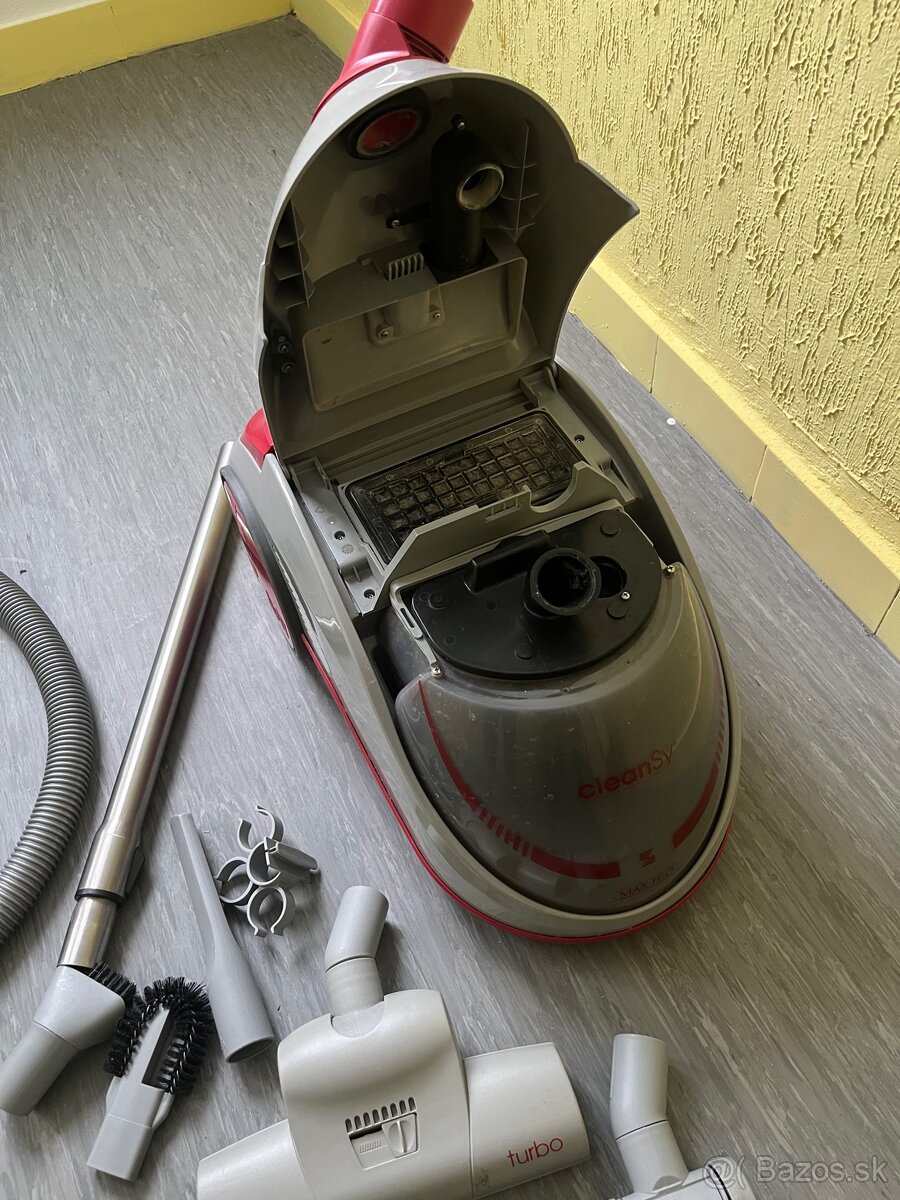 Vodný bezpracový vysávač - 5