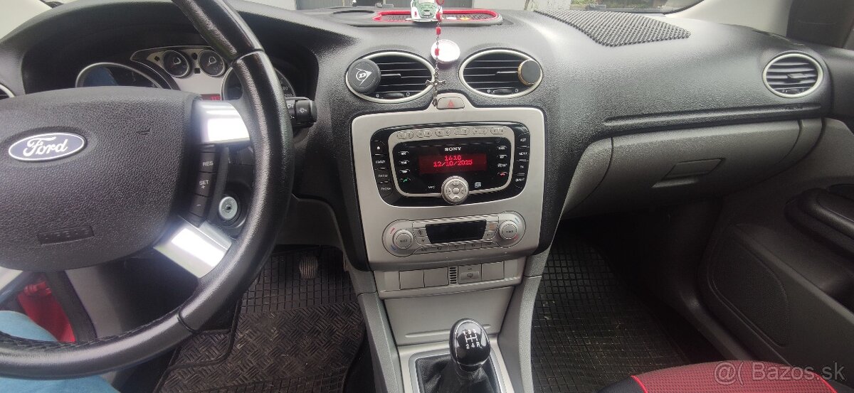 Ford FOCUS Combi 1.8TDCI 147 tis. orig. - 5