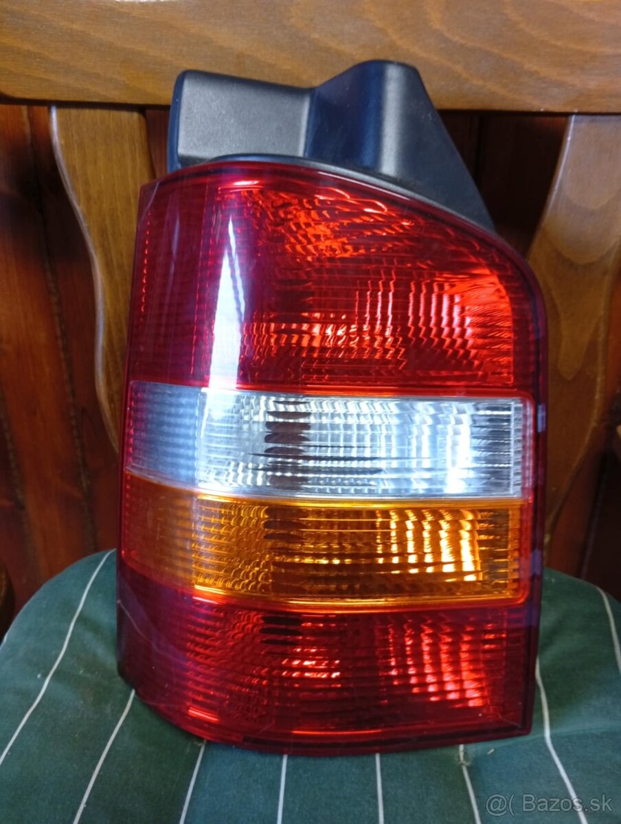 VW T5 zadné svetlá - 5