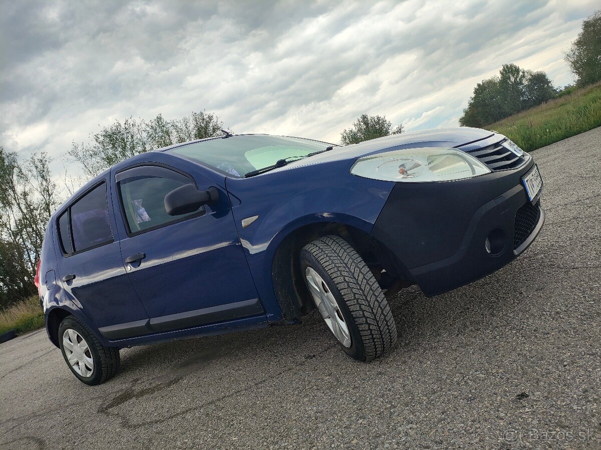 Dacia Sandero - 5