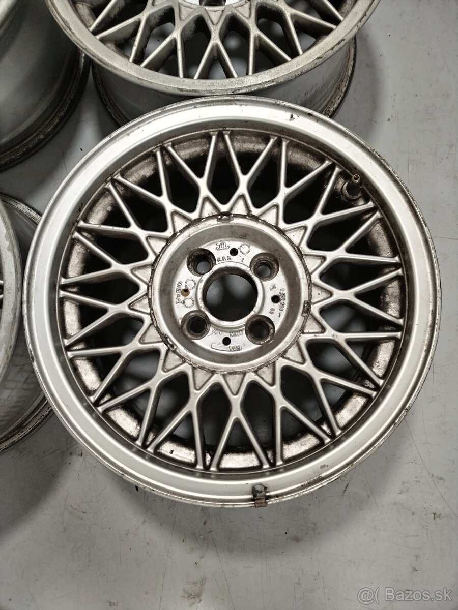 4x100 styling 5 r15 - 5