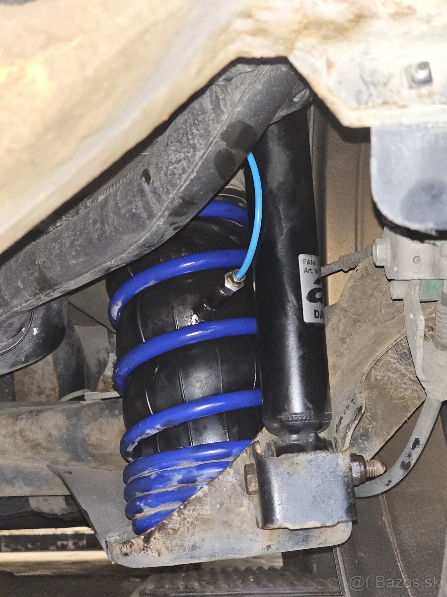 Vzduchové Mechy do SUV, Dodávky a Osobné autá - 5