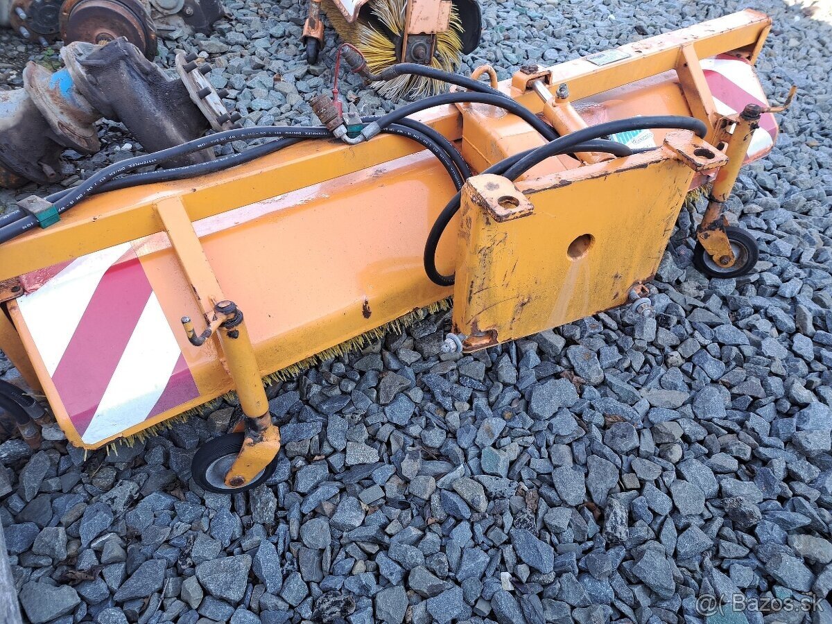 Beilhack čelná otočná zametacia kefa - 5