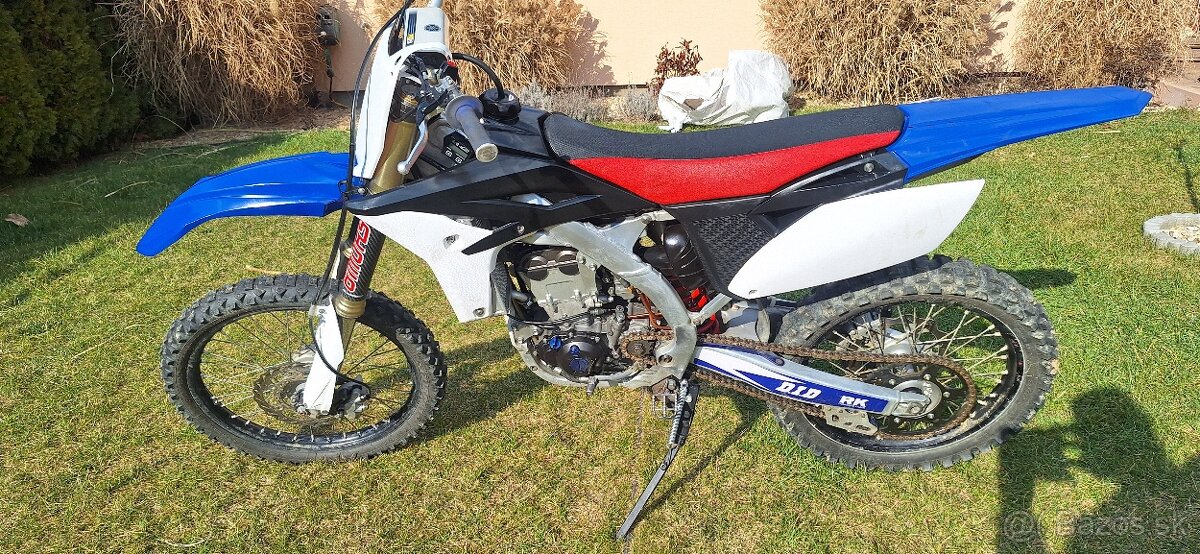 Yamaha YZf250 - 5
